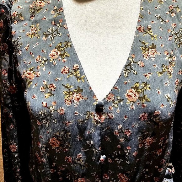 Milk & Honey  Teal Floral Smocked Waist M Top Frenchy Boho Retro Ditsy Romantic - Picture 4 of 9